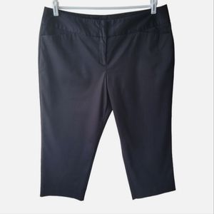 Worthington Size 18 Modern Fit Black Two Pocket Capris 21in Inseam